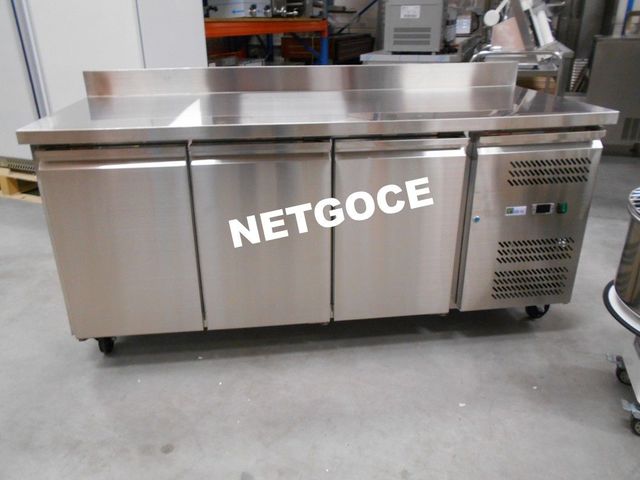 table réfrigérée avec dosseret Netgoce