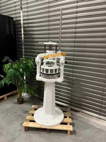 Diviseuse manuel sur pied rond NETGOCE