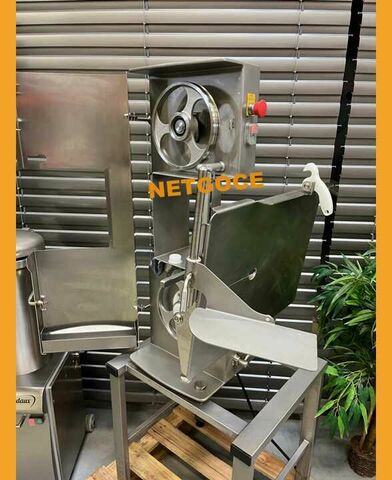 Annee 2016 Scie à os Netgoce