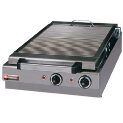 Grill-vapeur electrique de table