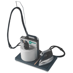 Fer a repasser avec chaudiere a vapeur